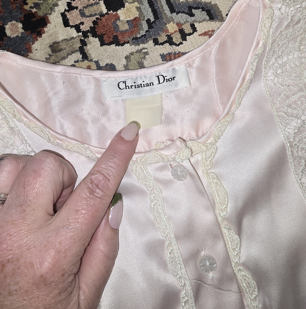 Dior Blush Satin Long Robe - Picture 4 of 11